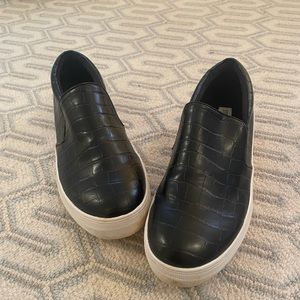 Scale print Platform Steve Madden Shoes